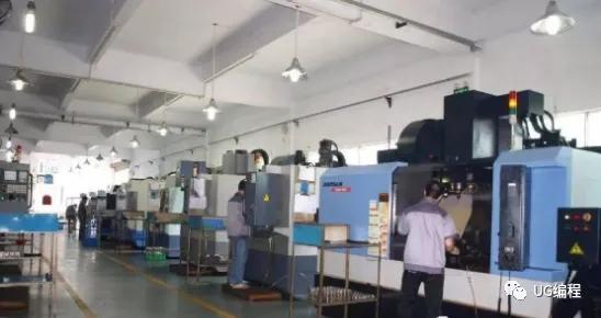 一位數(shù)控加工中心操作工的獨(dú)白 工廠師傅為何不愿分享技術(shù)，民辦培訓(xùn)機(jī)構(gòu)的困境與反思